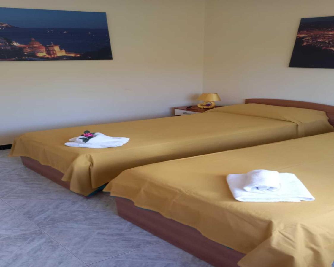 B&B Viale Delle Colline 살레르노 외부 사진