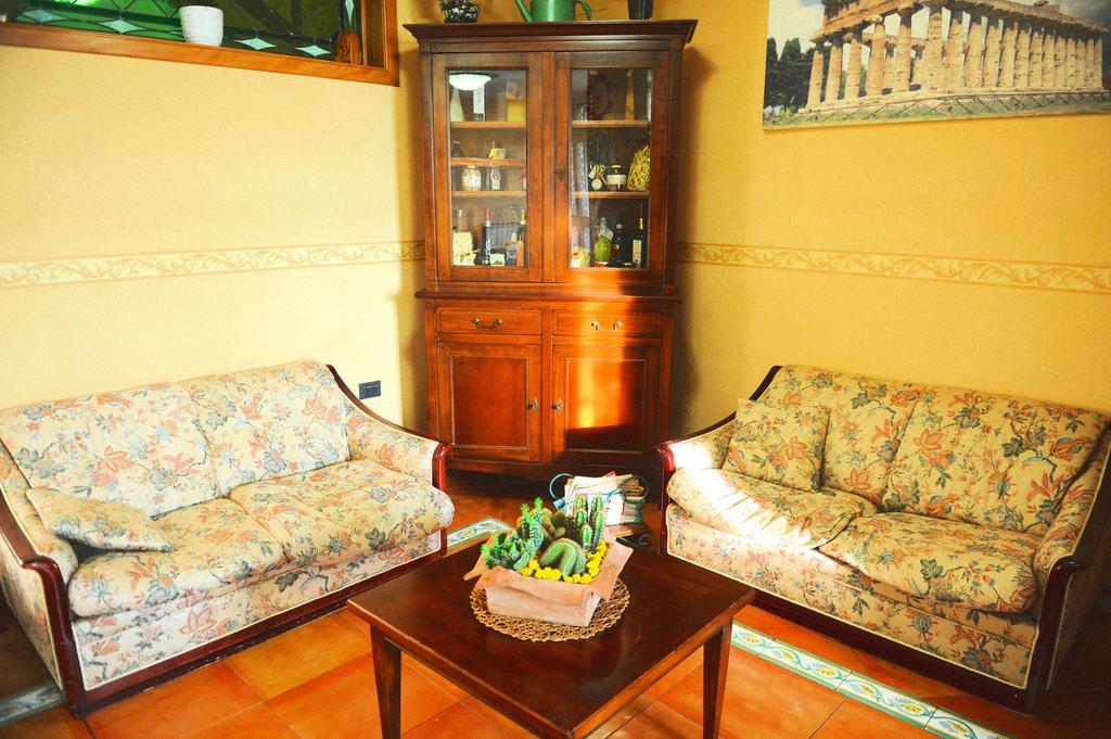 B&B Viale Delle Colline 살레르노 외부 사진